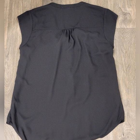 Dressy black short sleeve blouse - Picture 5 of 7